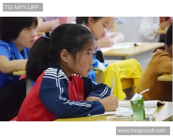 足球明星的学业成就揭秘他们是否真的是学霸