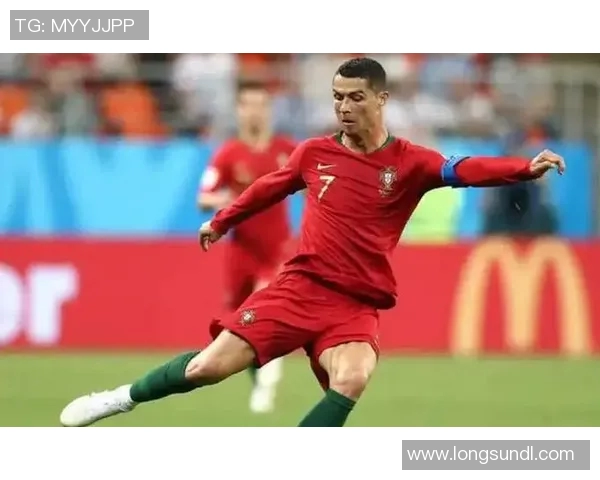 卡塔尔王子在足球界的地位与影响力探讨 卡塔尔王子在足球界的地位与影响力探讨