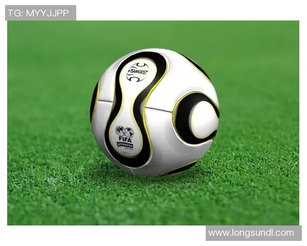 尼字开头的足球明星盘点他们的辉煌成就与职业生涯精彩瞬间