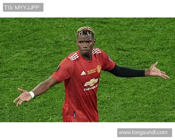 足球明星博格巴挂件热销中球迷必备的个性化收藏品